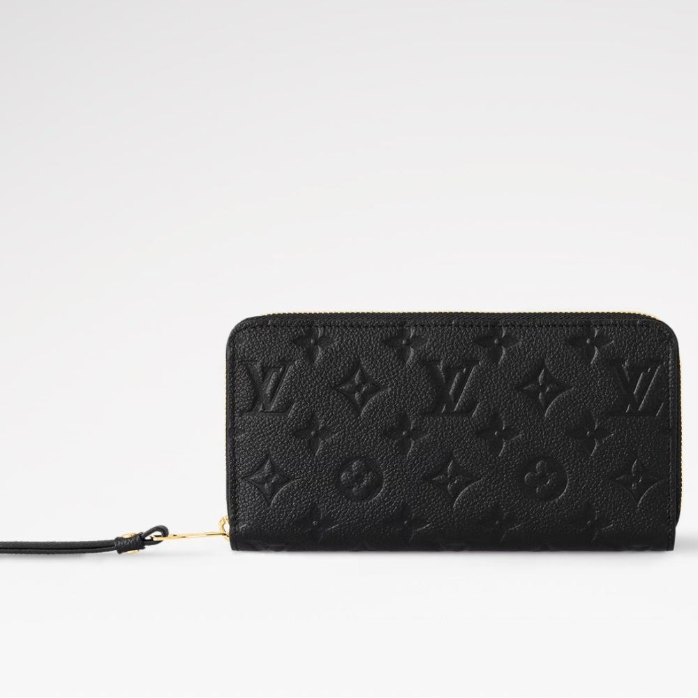 Louis Vuitton Noir Monogram Zippy Wallet Black